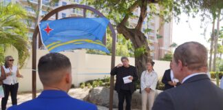 Prome Minister Mike Eman ta haci inauguracion di Shoco Garden