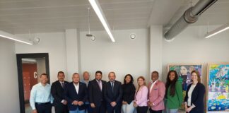 Mester percura pa Hulanda sigui duna mas atencion na bienestar di nos studiantenan