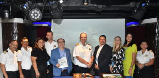 Aruba Tourism Authority conhuntamente cu Aruba Ports Authority NV a yama bon bini na Norwegian Escape durante su bishita inaugural na Aruba