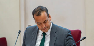 Minister Geoffrey Wever: ARUBA AGRI DEVELOPMENT COMPANY N.V. ta busca Comisario nobo