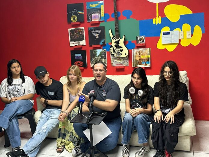 a54dfb07-0606-43ea-a480-ccc9d50cd4e9