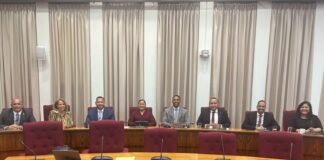 Fraccion di MEP ta entrega un peticion pa un encuentro publico riba e situacion di cuido di nos adultonan mayor