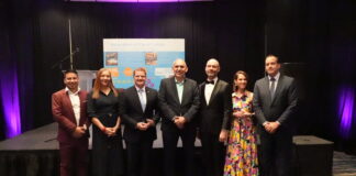 Anochi festivo na beneficio di renobacion di Cas di Cultura ta uni Aruba y Hulanda