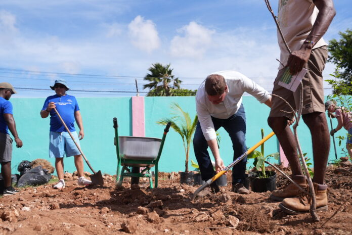 20251115_144040429_iOS