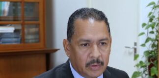 MEP: Parlamentario Carlos Bermudez ta ataca profesionalnan di gobierno sin cu nan ta den parlamento pa defende nan mes