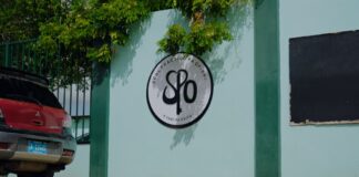 SPO Santa Cruz ta sembra speransa: Rene de Graaf a siña hopi di planta mata na SPO Santa Cruz