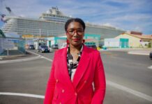 Otami Thomasia, Miembro di Parlamento (AVP): Tradicion mester sigui evoluciona: nos tin cu pensa riba bienestar di nos muchanan