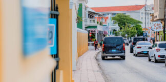 Minister Wever: E destaho publico pa scohe un arkitecto pa renoba Wilhelminastraat y su vecindario a cera