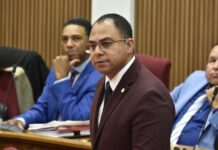 Parlamentario Eduard Pieters: “Entre poder y principio: Un Gobierno sin rumbo den momento cu Aruba mester liderazgo”