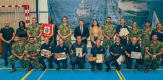 E reto ta grandi pero e satisfaccion di graduacion ta mas: Hobennan ta aprecia oportunidad brinda pa Formacion Social: Inicitiava di Gabinete Mike Eman I ainda ta duna su frutonan