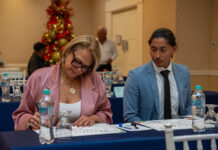 Comite Olimpico Arubano ta gradici stagiaire Joey Francisco pa su trabou y dedicacion