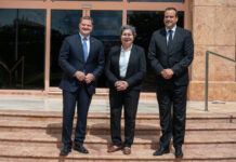 Minister Geoffrey Wever: Presidente di Banco Central di Aruba, Sra. Jeanette R. (Jane) Semeleer ta bay cu pensioen