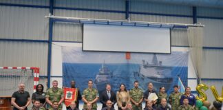 Minister di Asunto Social a entrega certificado di fase 1 na cursistanan di SVT-20