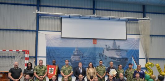 Minister di Asunto Social a entrega certificado di fase 1 na cursistanan di SVT-20