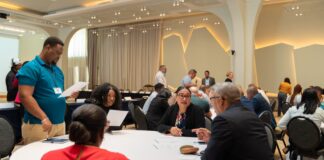 Connecting the dots: Di tres Regionale Netwerkbijeencomst ta sigui conecta e analistanan di region