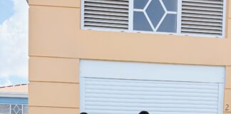 Riba Dia Mundial di Personanan cu Discapacidad: Minister Wendrick Cicilia a otorga kiosco na Trampolin pa Trabao