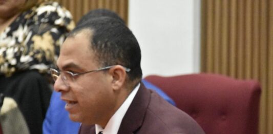 Eduard Pieters di PPA: Un biahe priva, un ley cla y hopi pregunta sin contesta