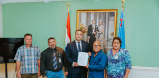 Minister Geoffrey Wever y Comision Pro Cunukeronan Arubiano ta firma un MoU pa fortifica sector primario y impulsa seguridad alimenticio