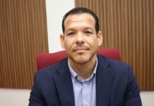 Parlamentario Rocco Tjon: Fraccion di MEP a solicita un “vragenuur” urgente tocante biahe den Jet Priva di Minister Gerlien Croes