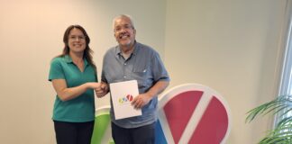 Traspaso automatico di dr. Johnny van der Linden pa dr. Maikel Kelly