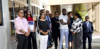 AVP ta ricibi manifesto y ta compromete su apoyo na e causa