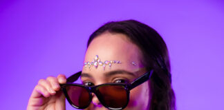 SETAR: T-shirt di Carnaval 72 disponibel na tur Teleshop