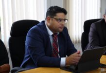 E manera cu un sociedad ta trata su grandinan ta un refleho directo di su norma y balornan