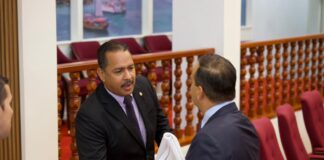 Parlamentario Carlos Bermudez ta destaca vision di gabinete riba incentivo fiscal y diversificacion economico