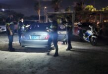 Persona haya cu arma di candela y auto confisca