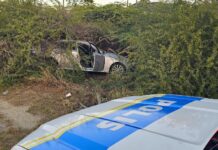 Lexus a drenta mondi riba Ave Nelson O.Oduber