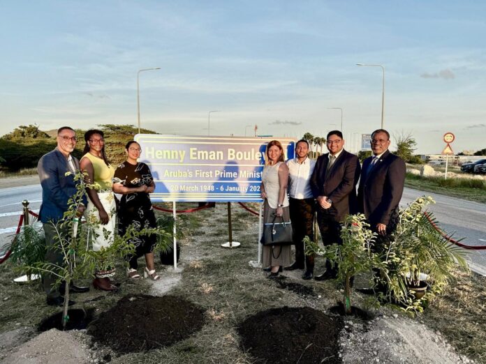 Reconocemento bon mereci pa nos gran estadista Arubiano Henny Eman (dfm) y su legado 1