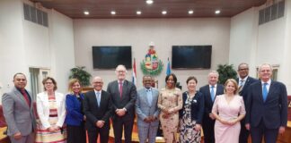 Evelyn Wever-Croes: Den reunion cu vice presidente di Raad van State mi a splica dicon e ley di reino HOFA no mester bin