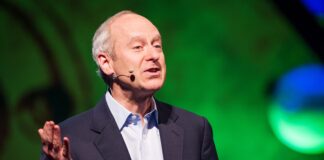 Filosofo mundialmente reconoci Michael Sandel di Harvard ta keynote speaker na Common Good Conference Aruba