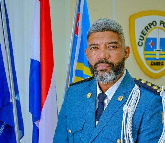 Altocomisario Ramon Arnhem ta pidi trankilidad tras di incidente lamentabel na Pos Abou: Investigacion ta den man di Landsrecherche