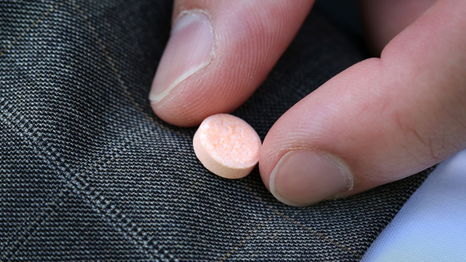 Droga peligroso ta circulando; un usa y por drenta overdosis sin sa