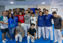 A combersa riba posibel proyectonan interesante pa engrandece karate na Aruba: COA a reuni cu Aruba Karate Bond y Aruba Sports Hub