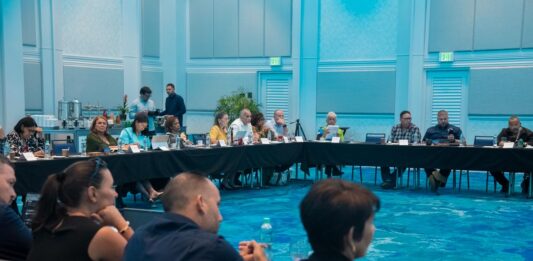 Dialogo Social riba LAP tabata hopi importante! 38.000 empleado ta segura bao di pensioen general (LAP)