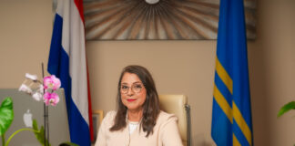 Minister Wyatt-Ras ta reacciona riba carta anonimo menciona den medio di comunicacion