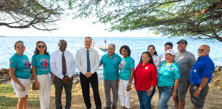 Minister Geoffrey Wever: Trabou di renobacion di pier ex-Brisas del Mar na Savaneta a cuminsa