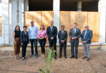 Minister Geoffrey Wever: Trabou di construccion di studentenflat den Oranjestad a inicia