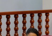 Parlamentario di AVP, John Hart: Den e surplus tin un berdad cu e pueblo ta biba cu ne: MEP a pospone responsabilidad cu barionan