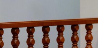 Parlamentario di AVP, John Hart: Den e surplus tin un berdad cu e pueblo ta biba cu ne: MEP a pospone responsabilidad cu barionan