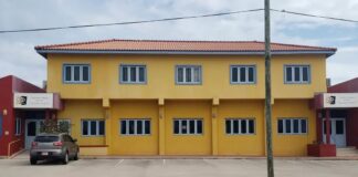 Un bishita na Museo Archeologico Aruba