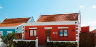 Aruba ta celebra 40 aรฑa di Status Aparte: un โmilestoneโ di autonomia y responsabilidad