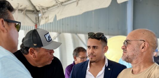 Minister Wendrick Cicilia ta cumpli cu su promesa pa aloca FAD’s den nos awanan cu meta pa yuda nos piscadonan