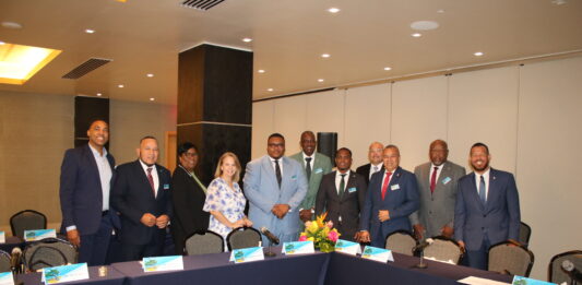 Evelyn Wever-Croes durante IPKO: “Nos mes por”: Aruba por maneha su finansas SIN rijkswet HOFA