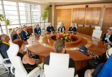 Delegacion FECC Germany di bishita cerca Prome Minister pa fortalece cooperacion cultural