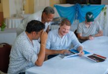 Prome Minister Eman den dialogo cultural na San Nicolas: mural nobo pa honra Julio Bernardo Euson