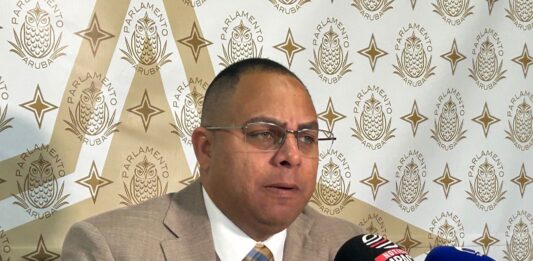 Parlamentario Eduard Pieters: “Pa por reflexiona minister Croes y Wever mester compronde e lucha pa logra 40 Aña di Status Aparte”