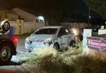 Polis di trafico a detene chauffeur cu a hit&run